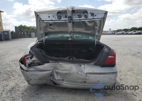 1999 Mercury Grand Marquis Gs z USA, uszkodzony, nr VIN 2MEFM74WXXX635856